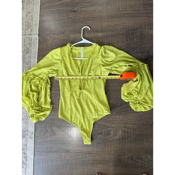 Anthropologie Ruffle Bodysuit Lime Green Deep V Women’s Boho Long Sleeve Small - Picture 4 of 5